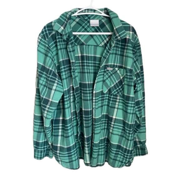Columbia Teal & Green Plaid Oversized Button-Up Shirt - Picture 1 of 4